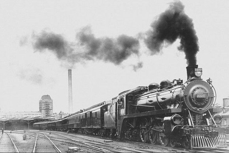 Старинный паровоз