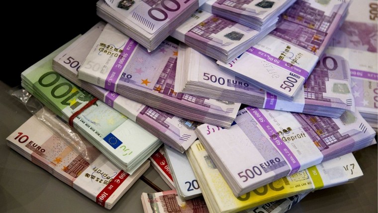 1 Евро деньги