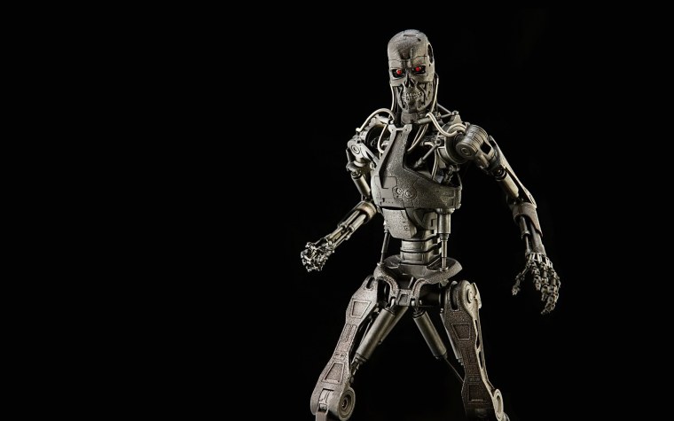 Терминатор т 800 в полный рост