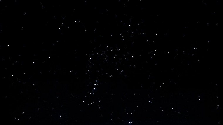 Черное небо со звездами