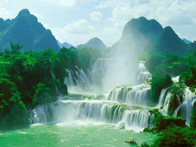 Фон горы водопад