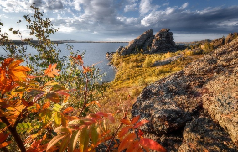 Золотая осень на море