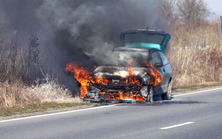 Горящий спорткар