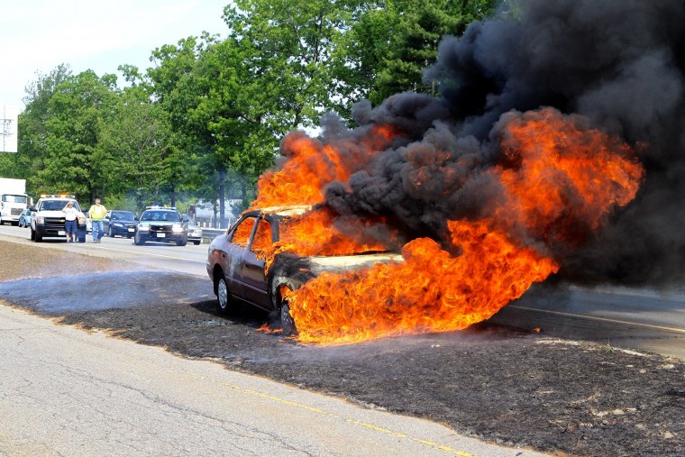 Возгорание автомобиля