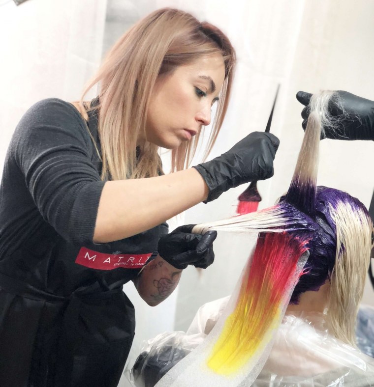 Парикмахер окрашивание