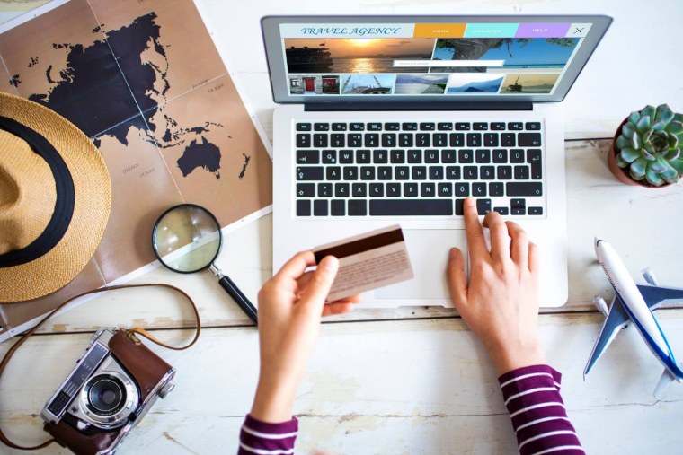 Сотрудники турфирмы