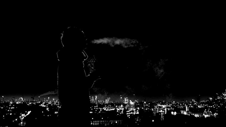 Человек под фонарем