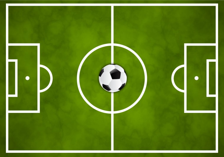 Дети на футбольном поле