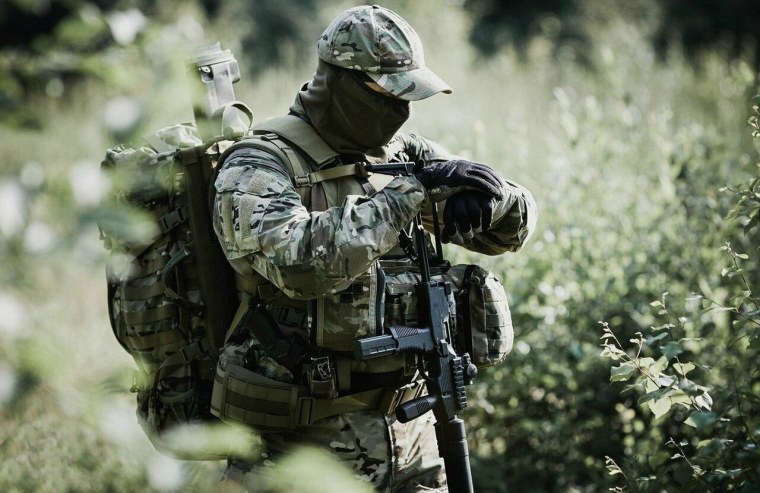 Спецназ ЦСН ФСБ Альфа в лесу