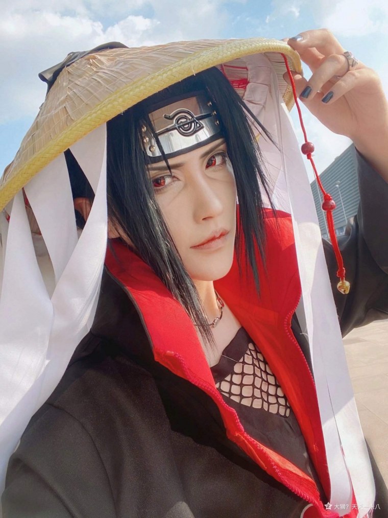 Итачи Учиха косплей