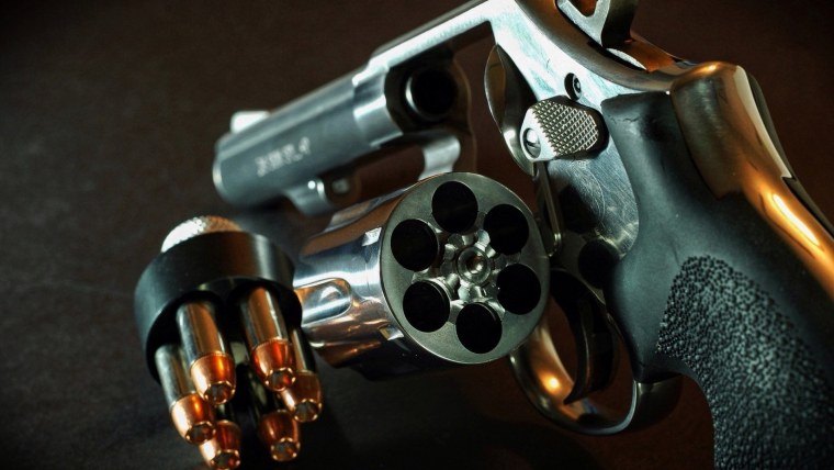 Револьвер Магнум барабан