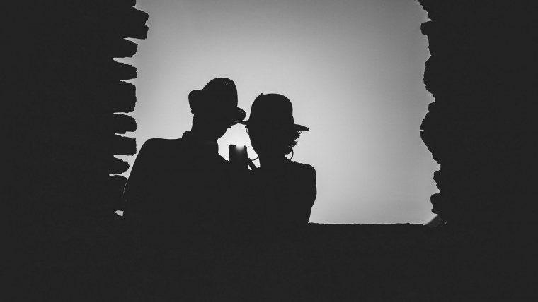 Поцелуй гиф рисунок