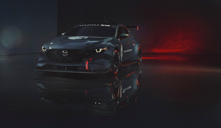 Мазда 3 Night 4к