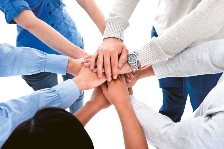 Много рук вместе