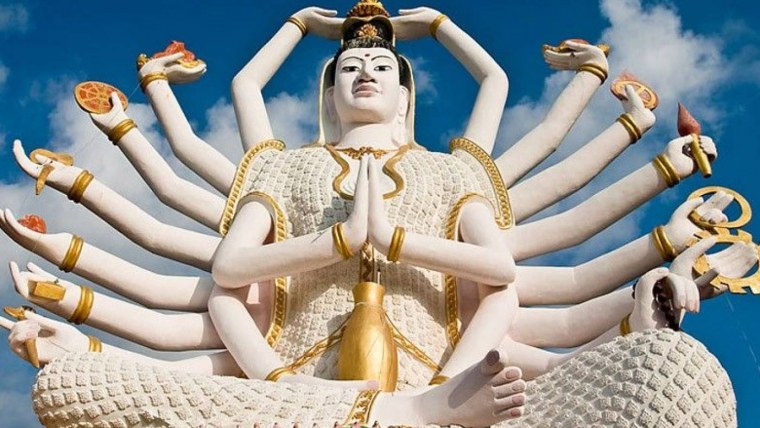 Много рук вверх