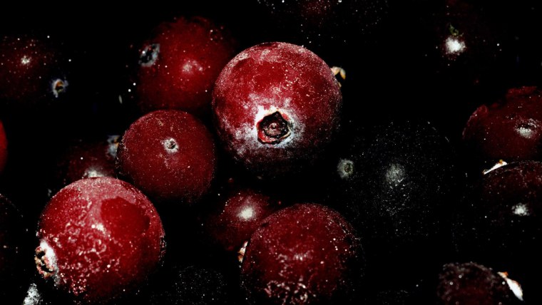 Клюква на столе