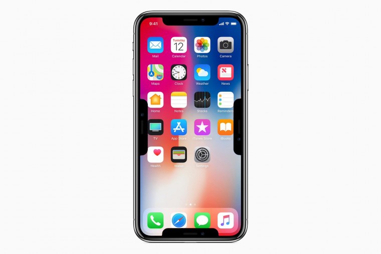 Айфон 12 на белом фоне