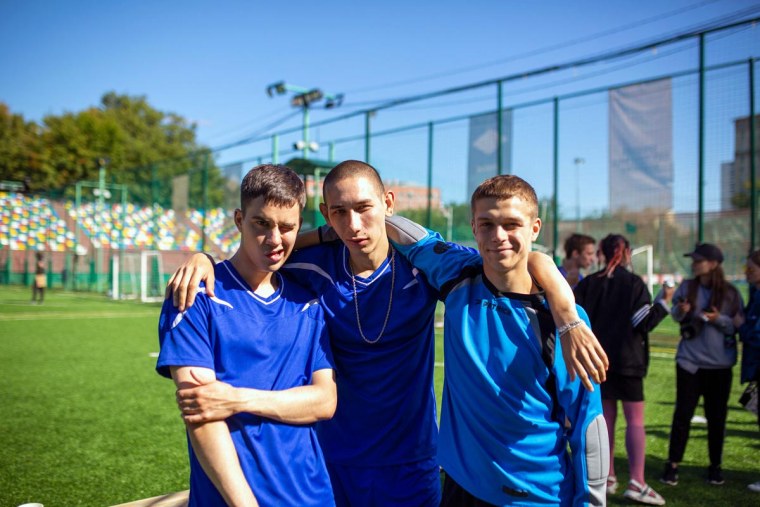 Глеб Калюжный трудные подростки