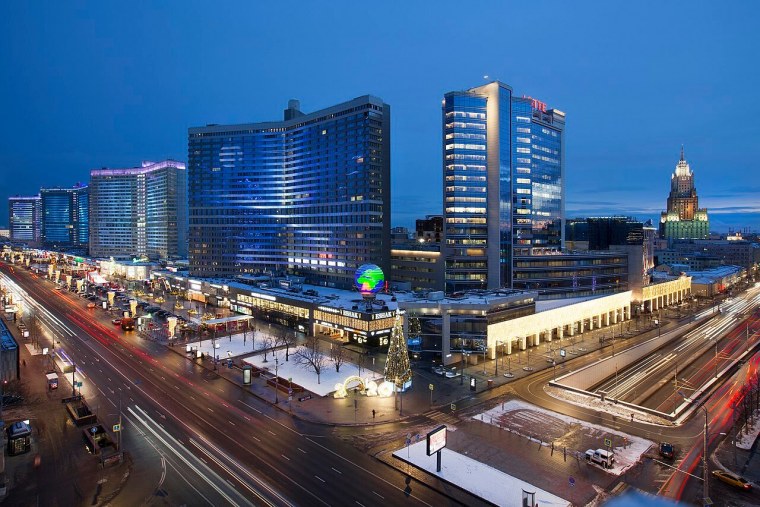 Новый Арбат Москва вечером