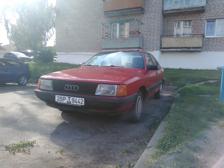 Ауди сотка 1989 года