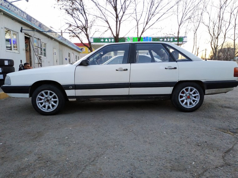 Разболтовка Ауди 100 в 44 кузове