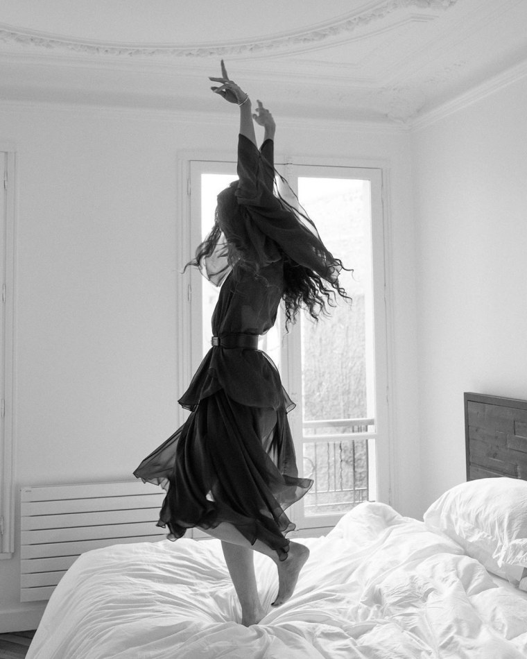 Девушка чб Эстетика