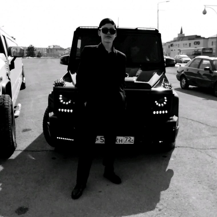 Парень с ГЕЛИКОМ