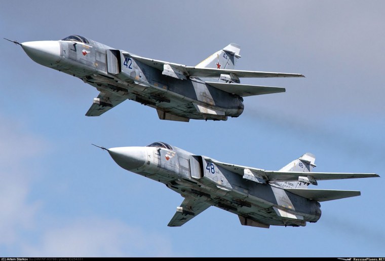 Су24 самолет