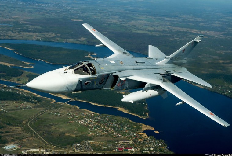 Военные самолеты Су 24
