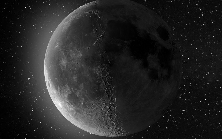 Луна в космосе