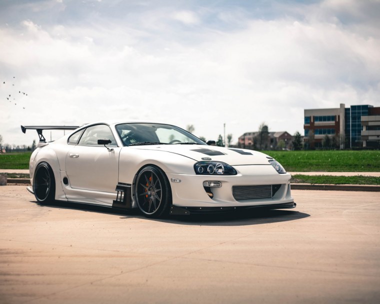 Супра и Марк 2