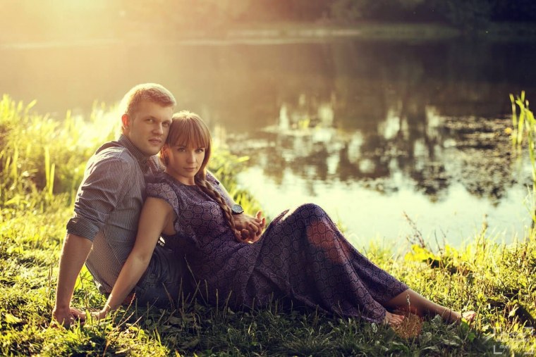 Фотосессия влюбленных на природе