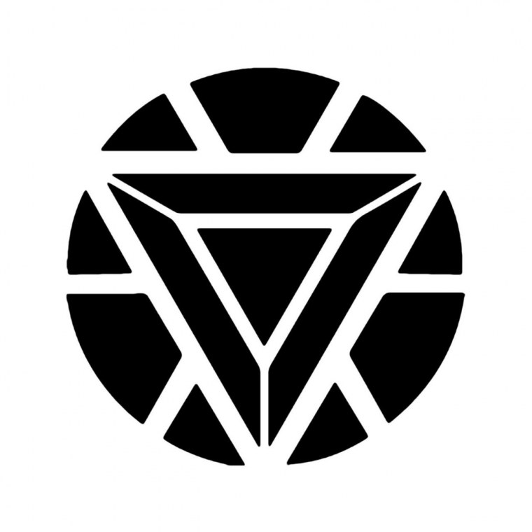 Железный человек надпись