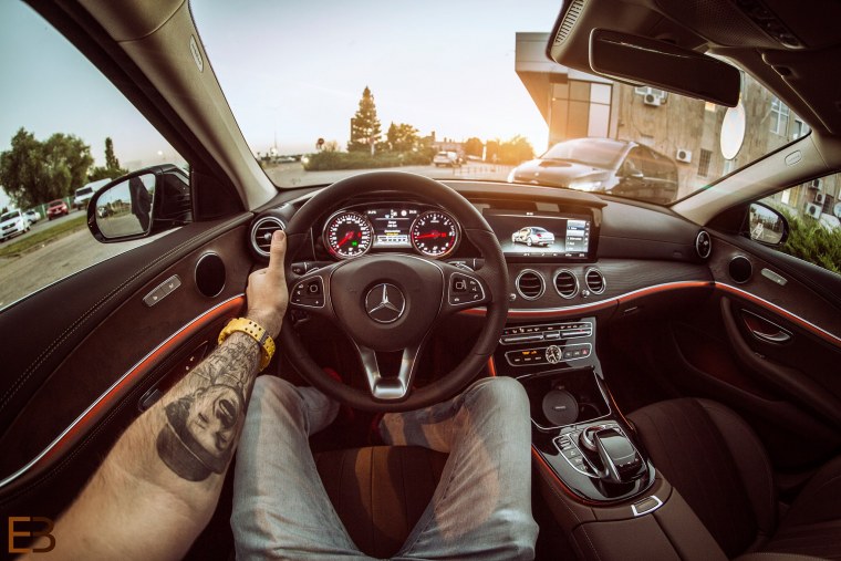 Машина от первого лица