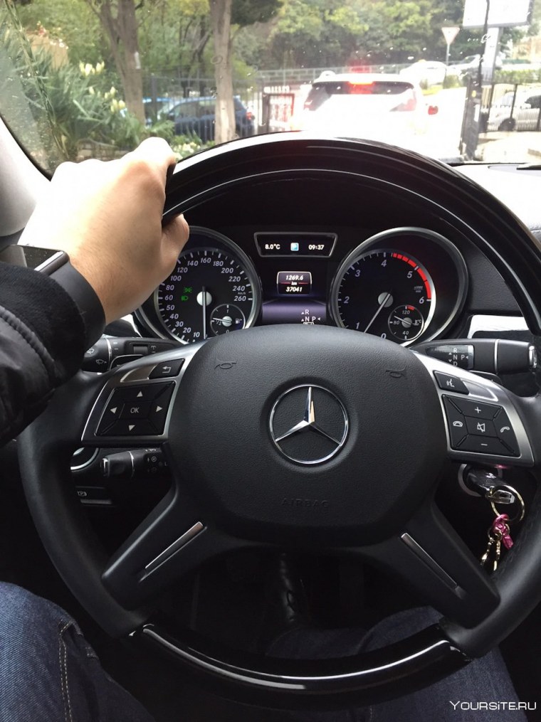Мерседес руль с 180 2011