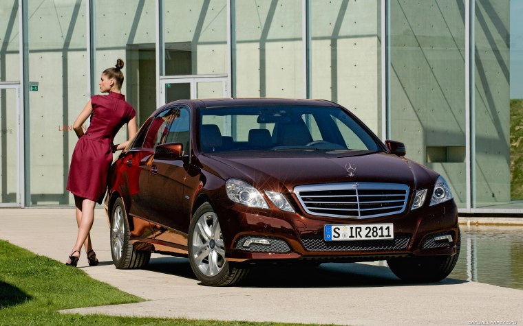 Мерседес Бенц 123