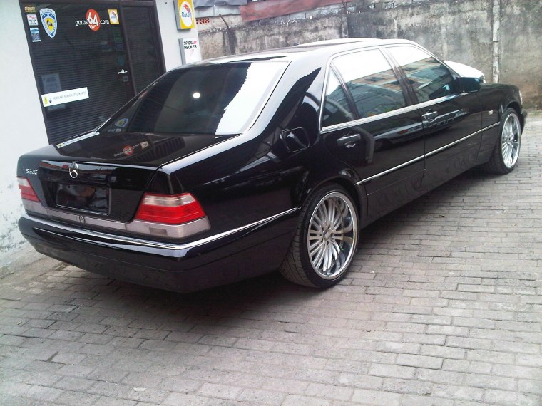 Mercedes Benz w140 s320