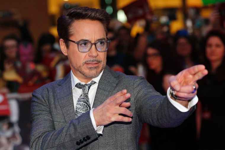 Роберт Дауни младший подпись