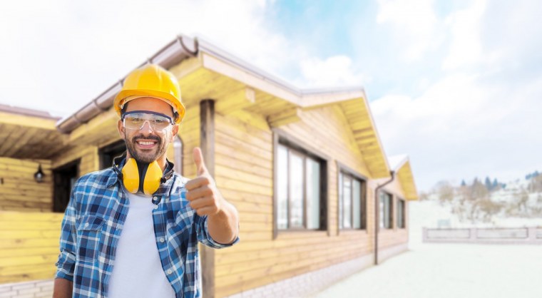 Строители деревянных домов