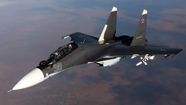 Самолет Су-30см