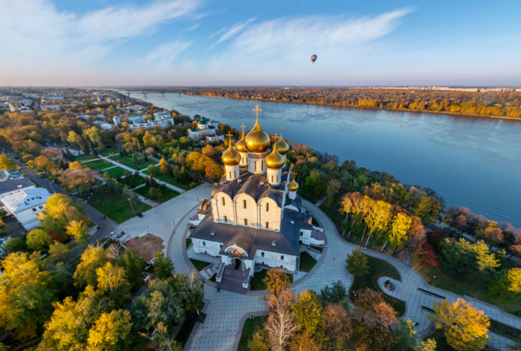 Звонница Успенского собора Ярославль