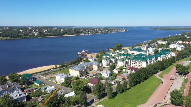 Волга летом берег Ярославль