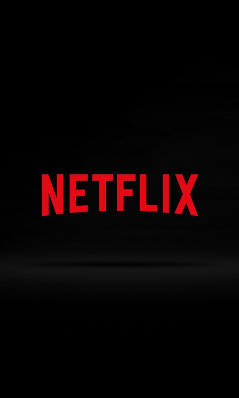 Нетфликс логотип на черном фоне