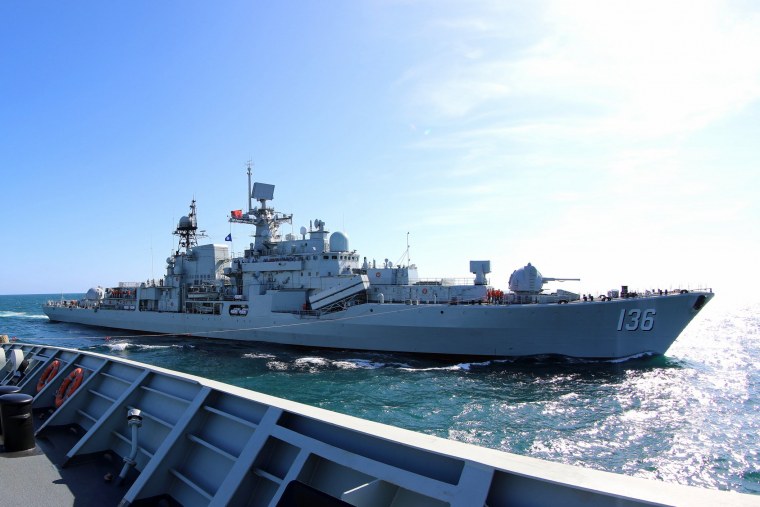 Эсминец Сарыч 956