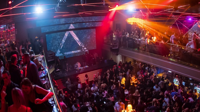 Очередь в клуб