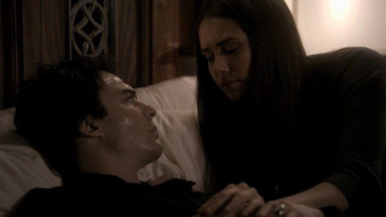 Дневники вампира смерть Деймона