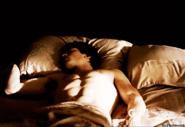 Сэм Винчестер спит