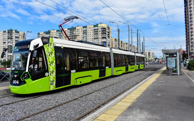 Новый трамвай Петербург Чижик