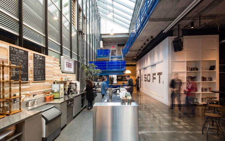 Штаб квартира Ubisoft