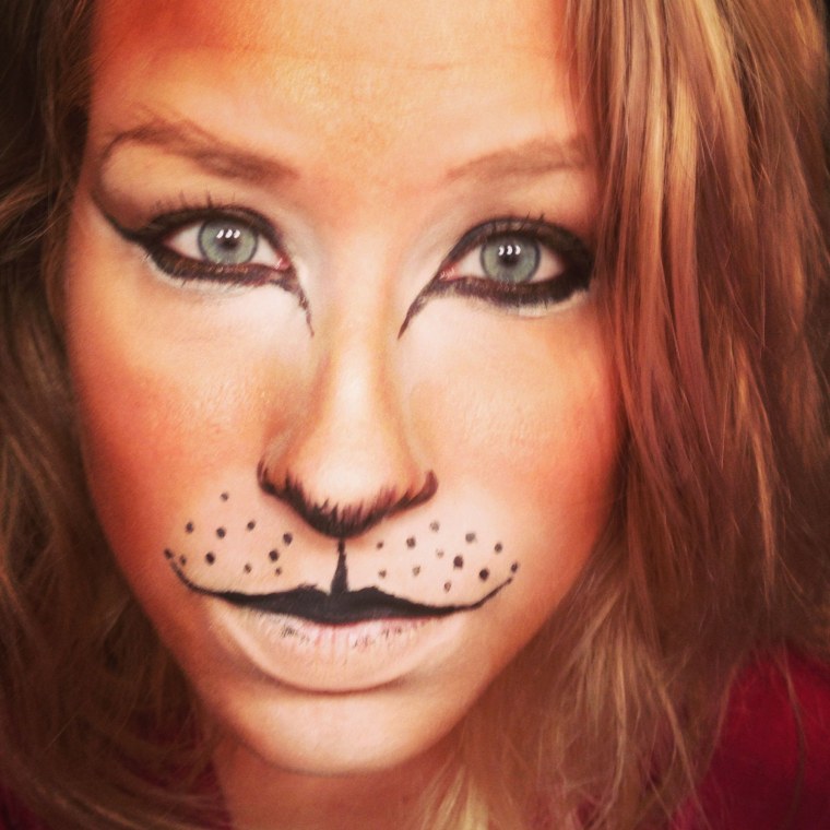 Грим Льва на лице легкий